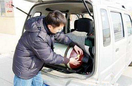 車用氣瓶RFID電子標(biāo)簽應(yīng)用 車用氣瓶RFID電子標(biāo)簽應(yīng)用